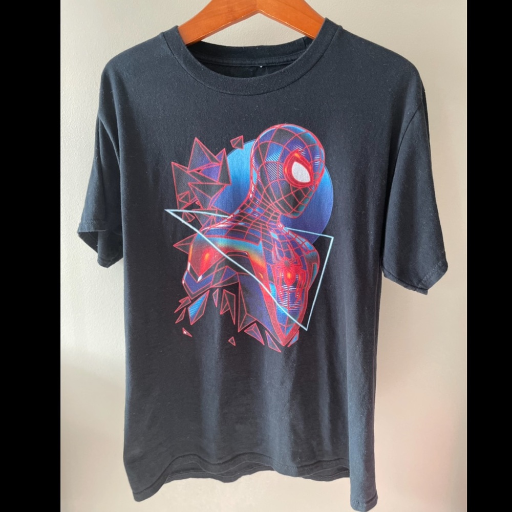 BOYS MARVEL SPIDERMAN TSHIRT XL
